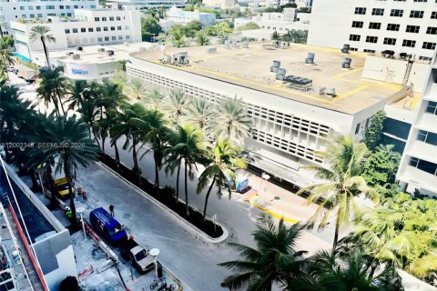 Copropriété à louer à Miami Beach, Floride: 1 chambre, 51.1 m2 № 2170329 - photo 21