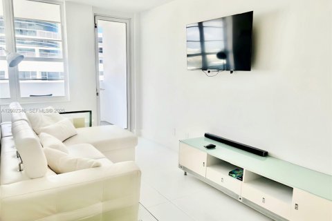 Copropriété à louer à Miami Beach, Floride: 1 chambre, 51.1 m2 № 2170329 - photo 2