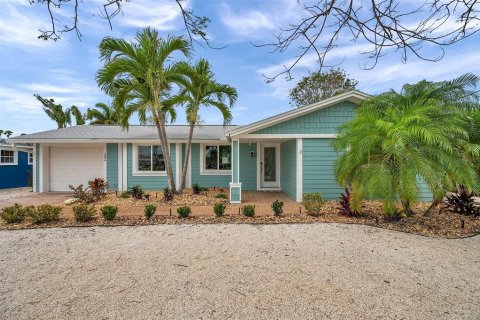 Villa ou maison à vendre à Holmes Beach, Floride: 3 chambres, 182.09 m2 № 1626995 - photo 4