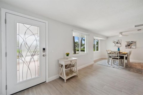 Villa ou maison à vendre à Holmes Beach, Floride: 3 chambres, 182.09 m2 № 1626995 - photo 28