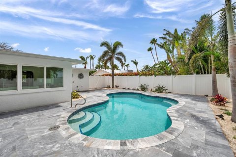 Villa ou maison à vendre à Holmes Beach, Floride: 3 chambres, 182.09 m2 № 1626995 - photo 19