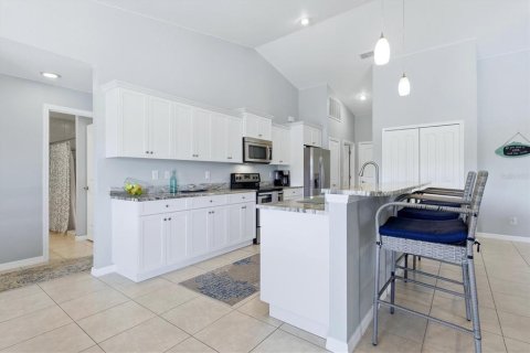 Villa ou maison à vendre à Rotonda, Floride: 3 chambres, 187.85 m2 № 2425335 - photo 18