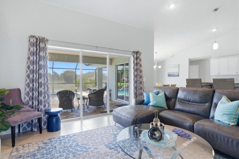 Villa ou maison à vendre à Rotonda, Floride: 3 chambres, 187.85 m2 № 2425335 - photo 12