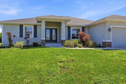 Villa ou maison à vendre à Rotonda, Floride: 3 chambres, 187.85 m2 № 2425335 - photo 5