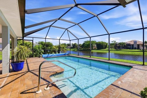 Villa ou maison à vendre à Rotonda, Floride: 3 chambres, 187.85 m2 № 2425335 - photo 7