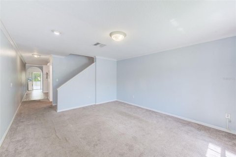 Townhouse in Brandon, Florida 2 bedrooms, 138.98 sq.m. № 1765688 - photo 5