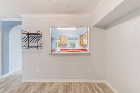 Townhouse in Brandon, Florida 2 bedrooms, 138.98 sq.m. № 1765688 - photo 8
