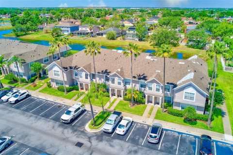 Townhouse in Brandon, Florida 2 bedrooms, 138.98 sq.m. № 1765688 - photo 29