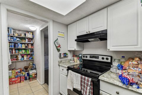 Villa ou maison à vendre à Port Richey, Floride: 4 chambres, 139.91 m2 № 1690777 - photo 20
