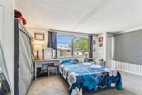 Villa ou maison à vendre à Port Richey, Floride: 4 chambres, 139.91 m2 № 1690777 - photo 5