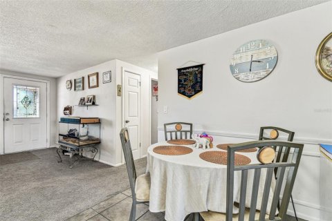 Villa ou maison à vendre à Port Richey, Floride: 4 chambres, 139.91 m2 № 1690777 - photo 4