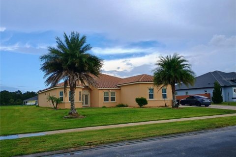 Villa ou maison à vendre à Melbourne, Floride: 6 chambres, 300.82 m2 № 2224411 - photo 4