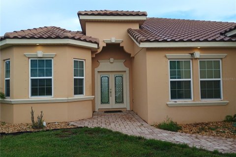 Villa ou maison à vendre à Melbourne, Floride: 6 chambres, 300.82 m2 № 2224411 - photo 2