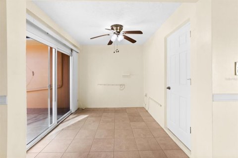 House in Pinellas Park, Florida 2 bedrooms, 93.92 sq.m. № 1723606 - photo 24