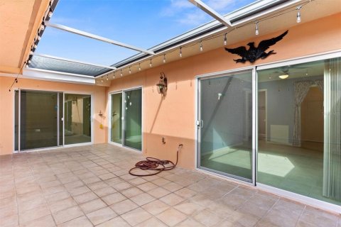 House in Pinellas Park, Florida 2 bedrooms, 93.92 sq.m. № 1723606 - photo 26