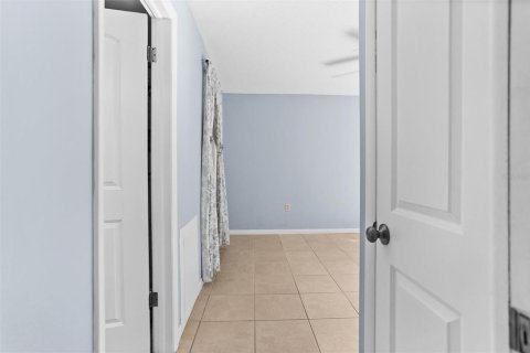 House in Pinellas Park, Florida 2 bedrooms, 93.92 sq.m. № 1723606 - photo 6