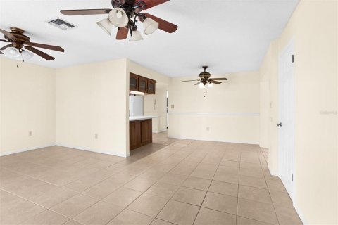 House in Pinellas Park, Florida 2 bedrooms, 93.92 sq.m. № 1723606 - photo 22