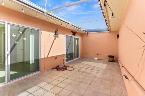 House in Pinellas Park, Florida 2 bedrooms, 93.92 sq.m. № 1723606 - photo 27
