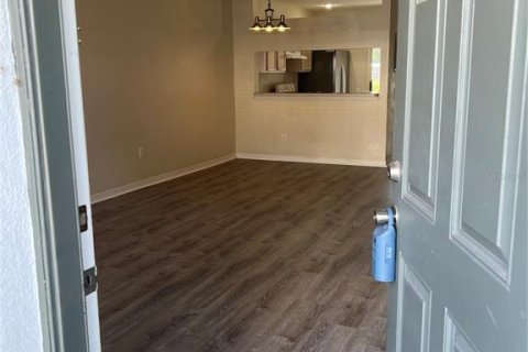 Townhouse in Wesley Chapel, Florida 2 bedrooms, 110 sq.m. № 1832868 - photo 3