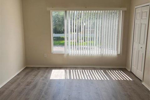 Townhouse in Wesley Chapel, Florida 2 bedrooms, 110 sq.m. № 1832868 - photo 18