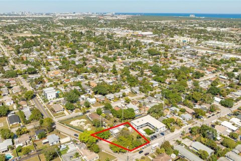 Terreno en venta en Hollywood, Florida № 1691339 - foto 5