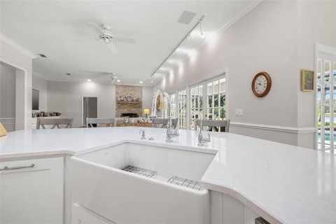 House in Lutz, Florida 5 bedrooms, 386.19 sq.m. № 1620758 - photo 22