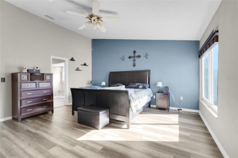 Villa ou maison à vendre à Kissimmee, Floride: 4 chambres, 175.59 m2 № 2145562 - photo 23