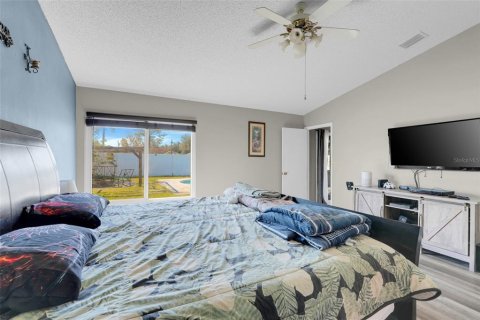 Villa ou maison à vendre à Kissimmee, Floride: 4 chambres, 175.59 m2 № 2145562 - photo 24