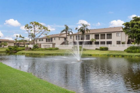 Condo in Bradenton, Florida, 2 bedrooms  № 1916955 - photo 29