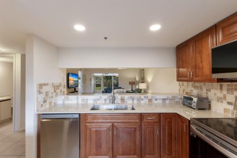 Condo in Bradenton, Florida, 2 bedrooms  № 1916955 - photo 10