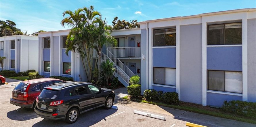 Condo in Bradenton, Florida, 2 bedrooms № 2218030