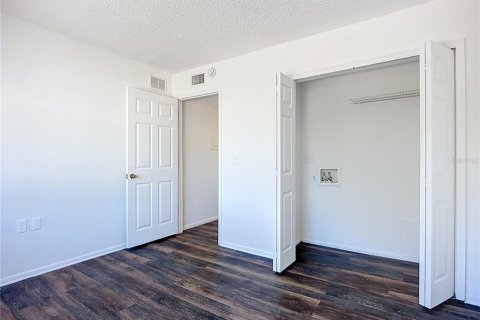 Condo in Bradenton, Florida, 2 bedrooms № 2218030 - photo 21