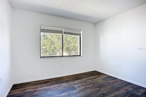 Condo in Bradenton, Florida, 2 bedrooms № 2218030 - photo 23