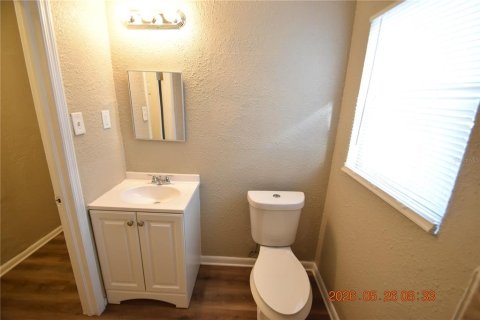 Villa ou maison à louer à Tampa, Floride: 3 chambres, 64.01 m2 № 2116415 - photo 17