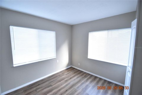 Villa ou maison à louer à Tampa, Floride: 3 chambres, 64.01 m2 № 2116415 - photo 19