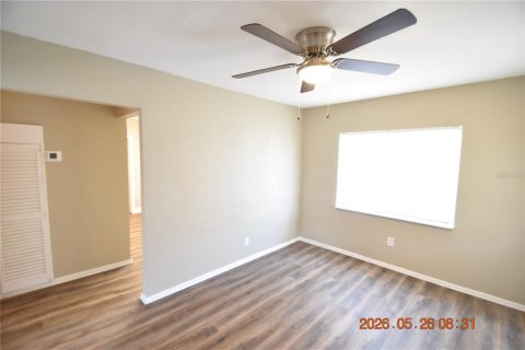 Villa ou maison à louer à Tampa, Floride: 3 chambres, 64.01 m2 № 2116415 - photo 8