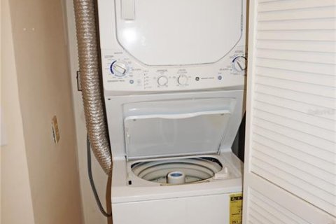 House in Punta Gorda, Florida 3 bedrooms, 133.87 sq.m. № 1137181 - photo 23