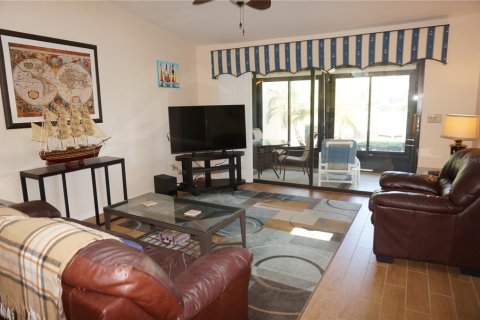 House in Punta Gorda, Florida 3 bedrooms, 133.87 sq.m. № 1137181 - photo 9