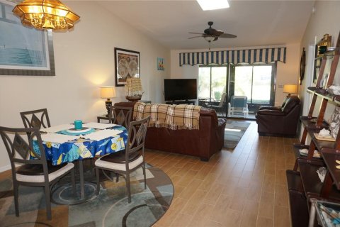House in Punta Gorda, Florida 3 bedrooms, 133.87 sq.m. № 1137181 - photo 6