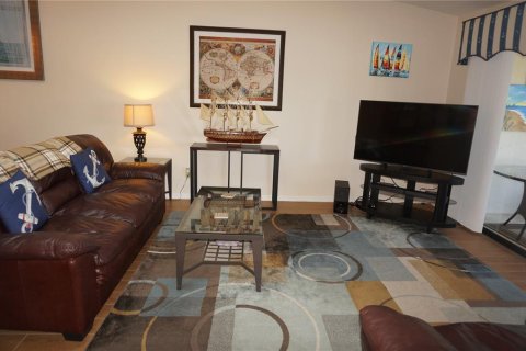 House in Punta Gorda, Florida 3 bedrooms, 133.87 sq.m. № 1137181 - photo 13