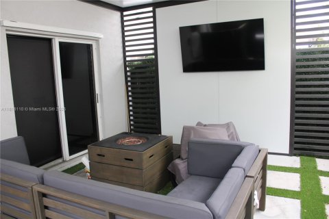 Купить таунхаус в Хомстед, Флорида 3 спальни, 133.97м2, № 2035443 - фото 30