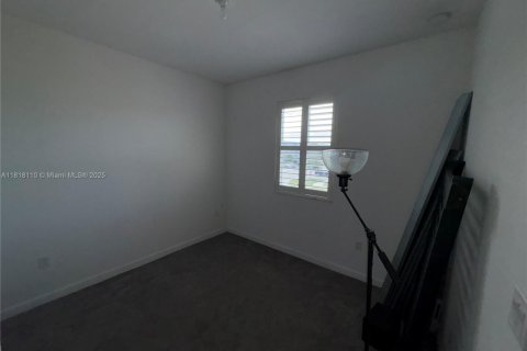 Купить таунхаус в Хомстед, Флорида 3 спальни, 133.97м2, № 2035443 - фото 22