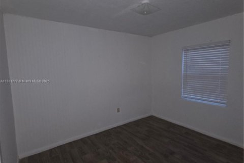 Casa en alquiler en St. Lucie, Florida, 2 dormitorios, 144.93 m2 № 1924725 - foto 7