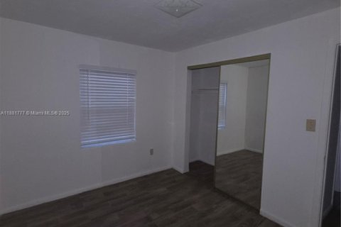 Casa en alquiler en St. Lucie, Florida, 2 dormitorios, 144.93 m2 № 1924725 - foto 2