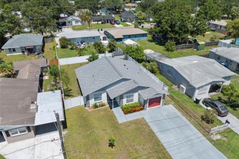 House in Tampa, Florida 3 bedrooms, 113.71 sq.m. № 1805717 - photo 30