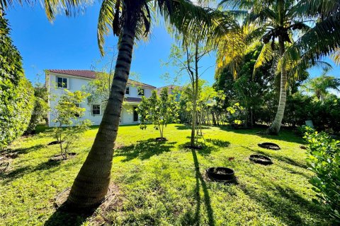 Снять в аренду виллу или дом в Уэстон, Флорида 4 спальни, 206.24м2, № 1963658 - фото 28