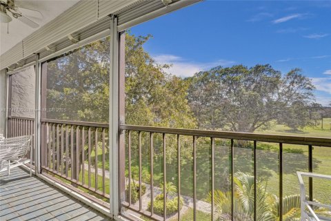 Copropriété à vendre à Lauderhill, Floride: 2 chambres, 101.45 m2 № 1698719 - photo 27