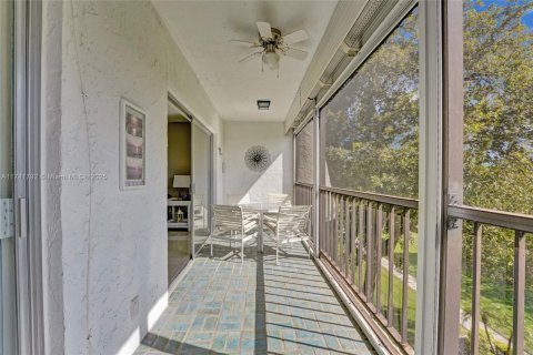 Copropriété à vendre à Lauderhill, Floride: 2 chambres, 101.45 m2 № 1698719 - photo 28