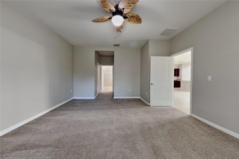 Villa ou maison à louer à Spring Hill, Floride: 4 chambres, 192.96 m2 № 2433294 - photo 7