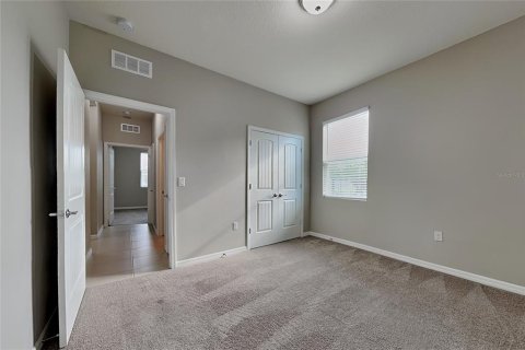 Villa ou maison à louer à Spring Hill, Floride: 4 chambres, 192.96 m2 № 2433294 - photo 13